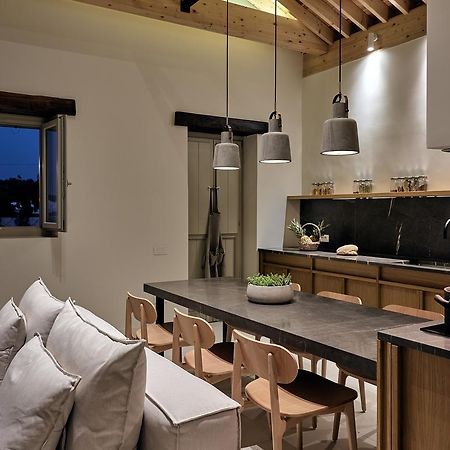 Niova Villa - Seafront, Private Pool And Ionian Sea Views, By Zantewize 알리케스 외부 사진