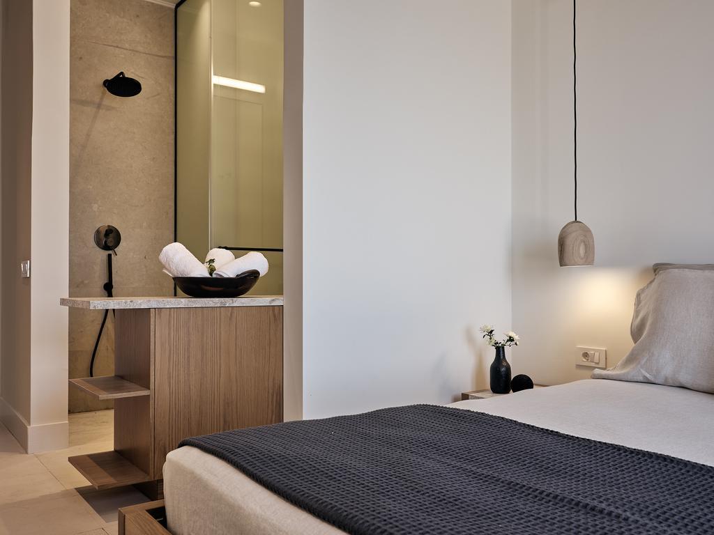 Niova Villa - Seafront, Private Pool And Ionian Sea Views, By Zantewize 알리케스 외부 사진