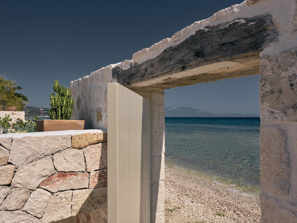 Niova Villa - Seafront, Private Pool And Ionian Sea Views, By Zantewize 알리케스 외부 사진