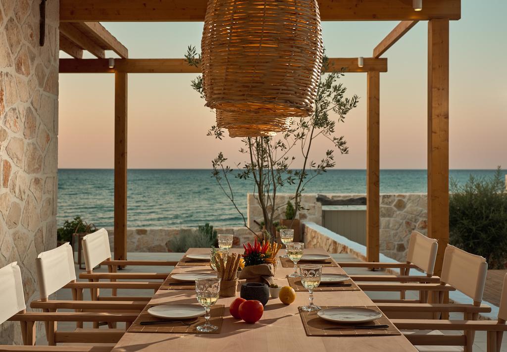 Niova Villa - Seafront, Private Pool And Ionian Sea Views, By Zantewize 알리케스 외부 사진